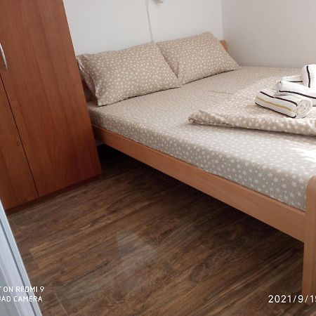 Smestaj Lux Apartman Veliko Gradište Kültér fotó